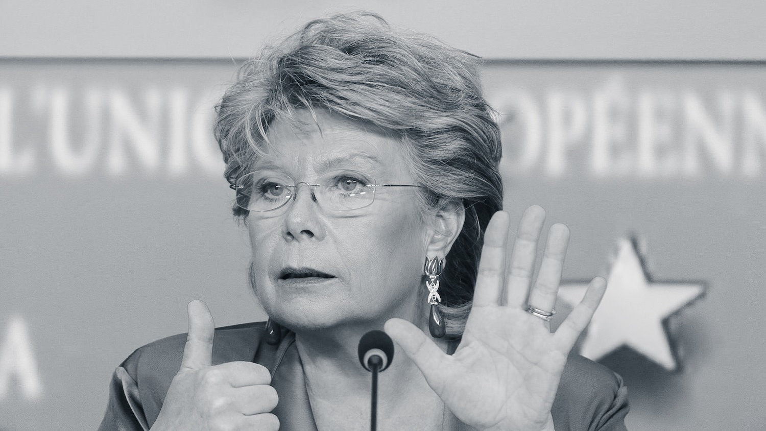 Democracy : l’UE sur la table de dissection