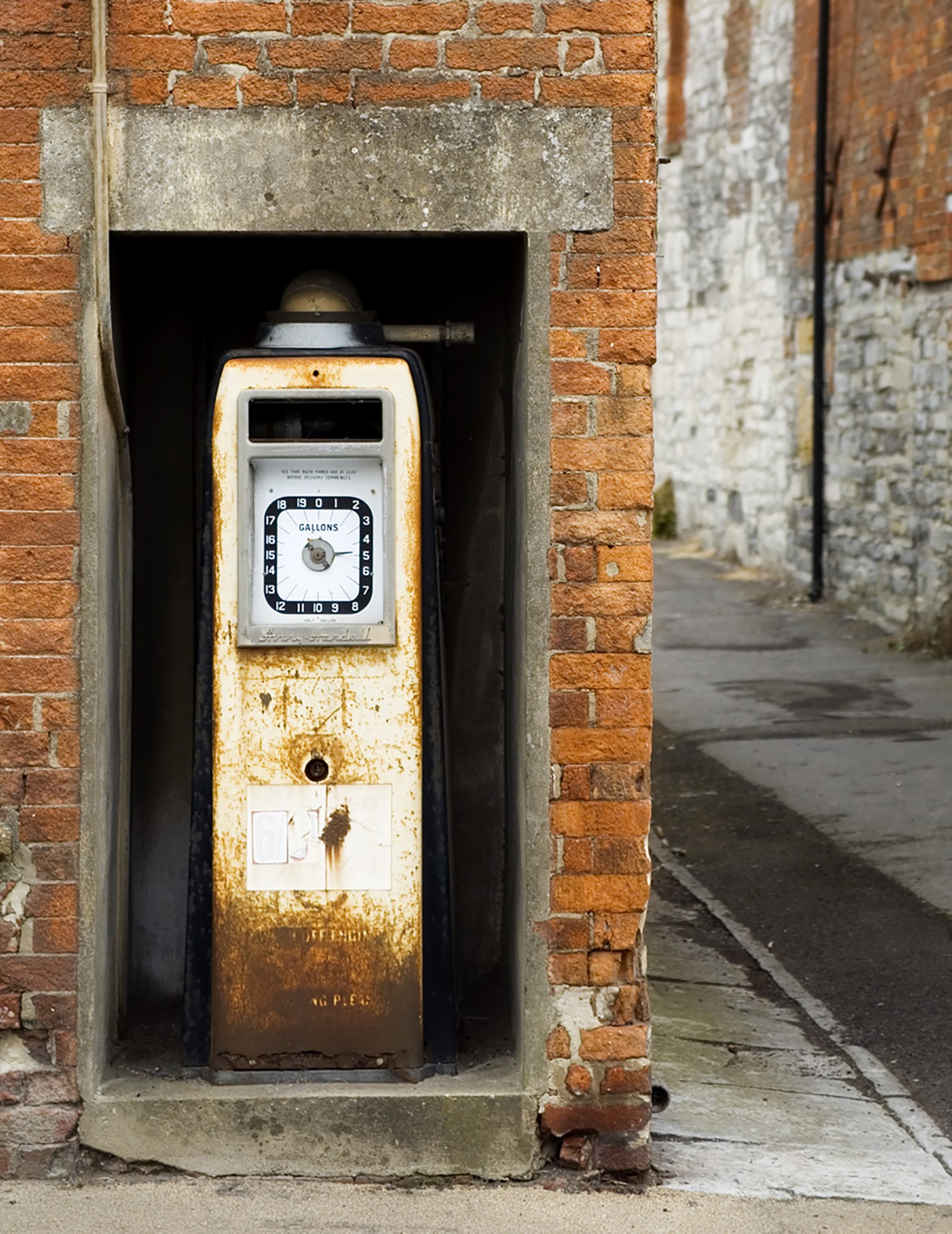 Für und wider den Tanktourismus: Slalomfahrt